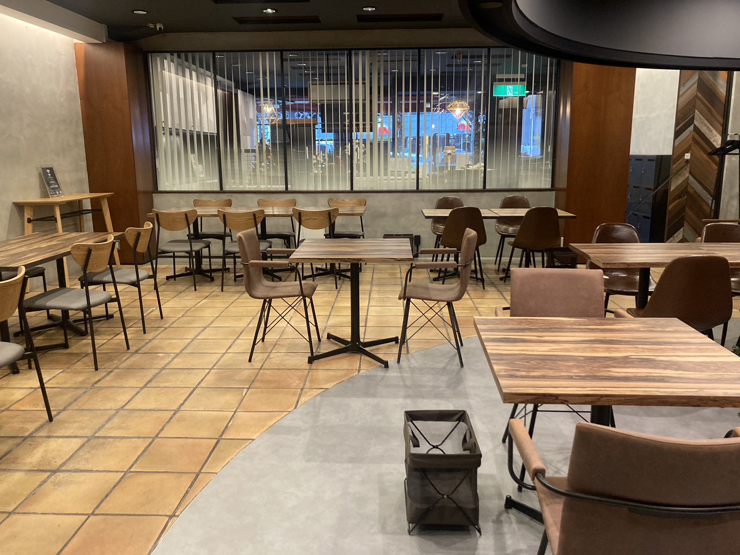 【青葉通一番町駅6分】25～30名収容が可能  レンタルスペース / イベントスペース