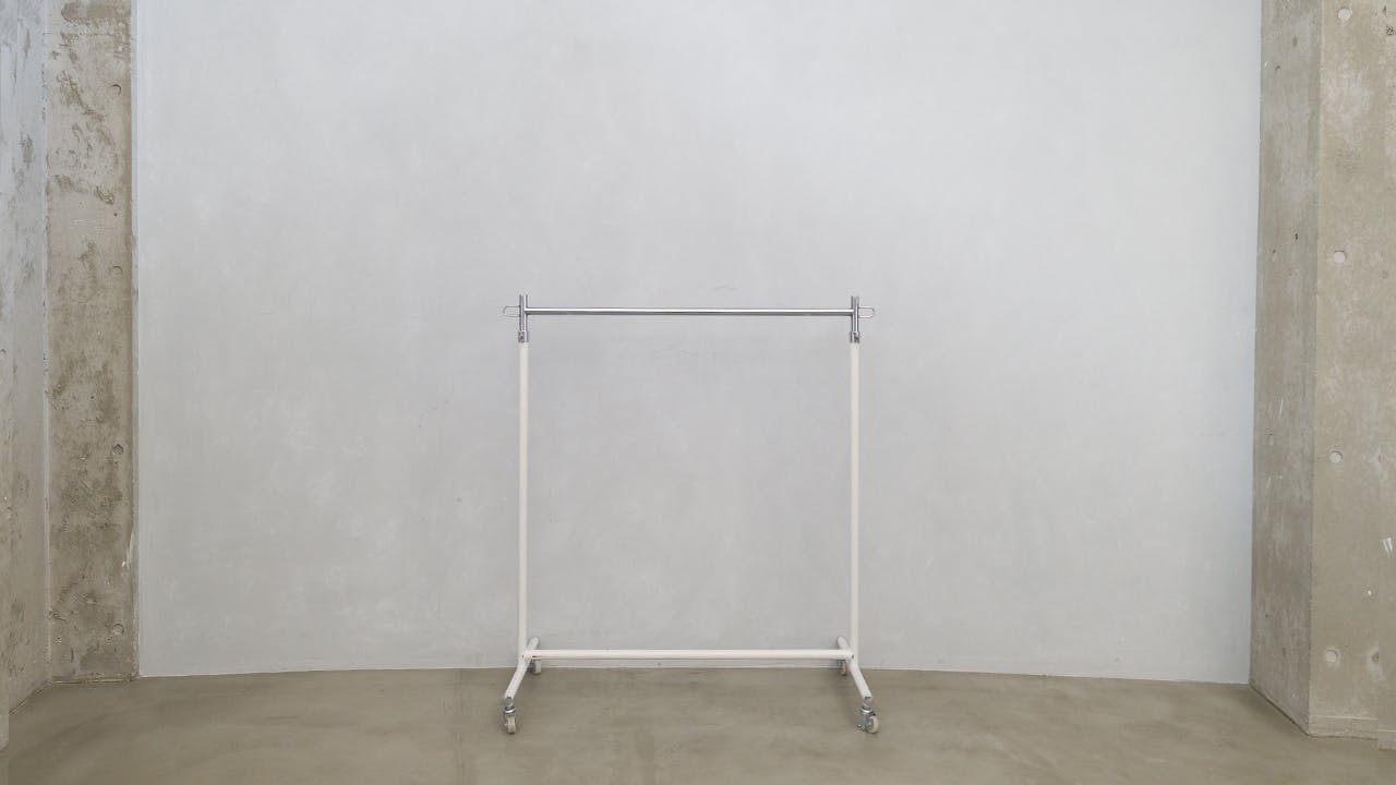 【代官山駅目の前】天井高最大8.6mを誇る120㎡の広々空間に差し込む自然光。展示会・受注会・商用撮影に最適な都会的ギャラリー