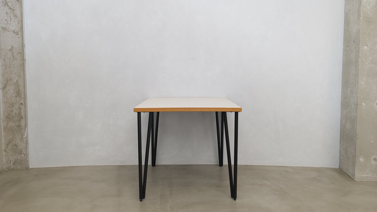 【代官山駅目の前】天井高最大8.6mを誇る120㎡の広々空間に差し込む自然光。展示会・受注会・商用撮影に最適な都会的ギャラリー