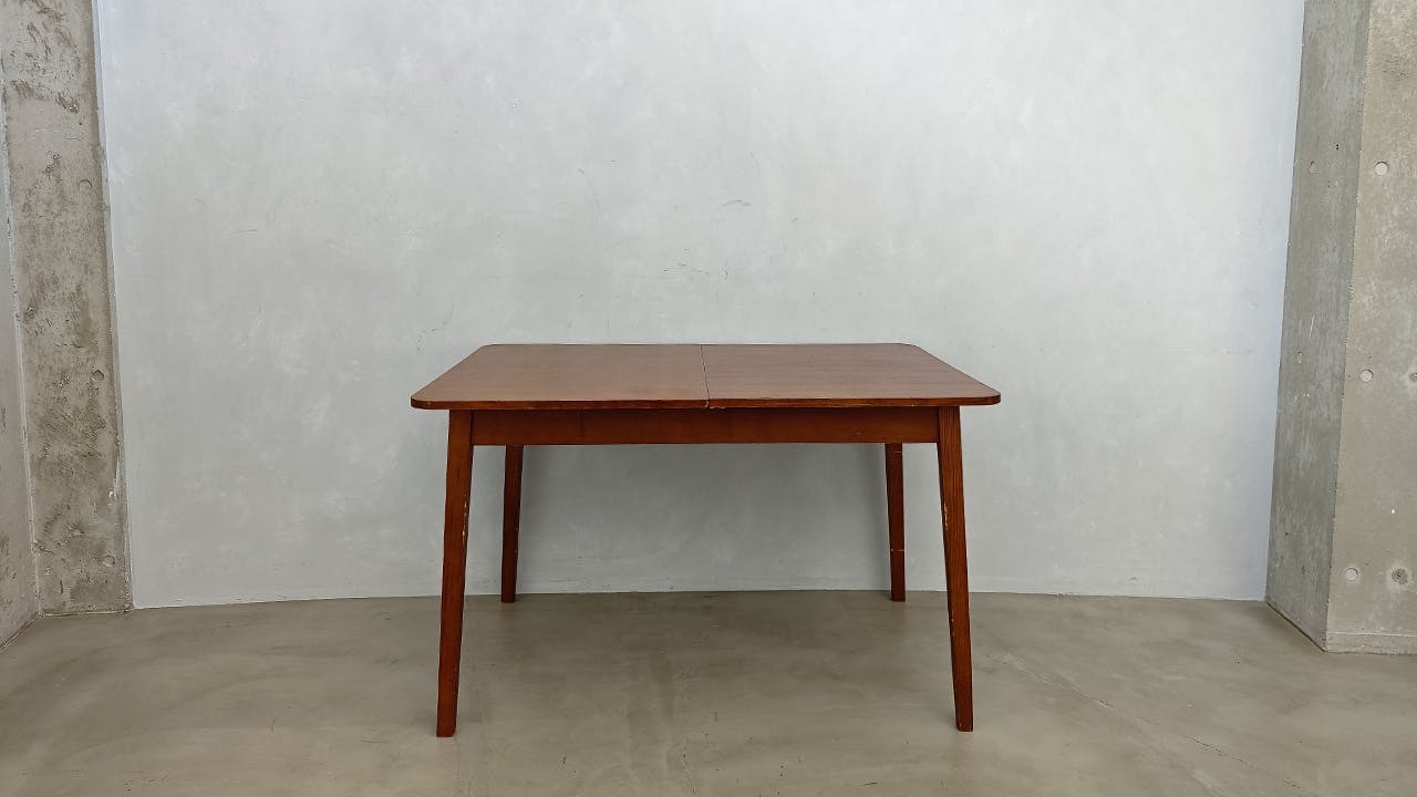 【代官山駅目の前】天井高最大8.6mを誇る120㎡の広々空間に差し込む自然光。展示会・受注会・商用撮影に最適な都会的ギャラリー