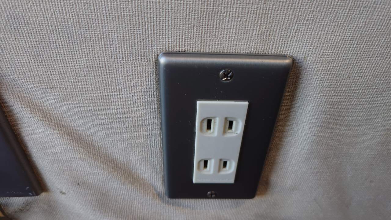 【ダイナム山口防府店】キッチンカーや各種プロモーションに最適なアミューズメント施設のイベントスペースの画像7