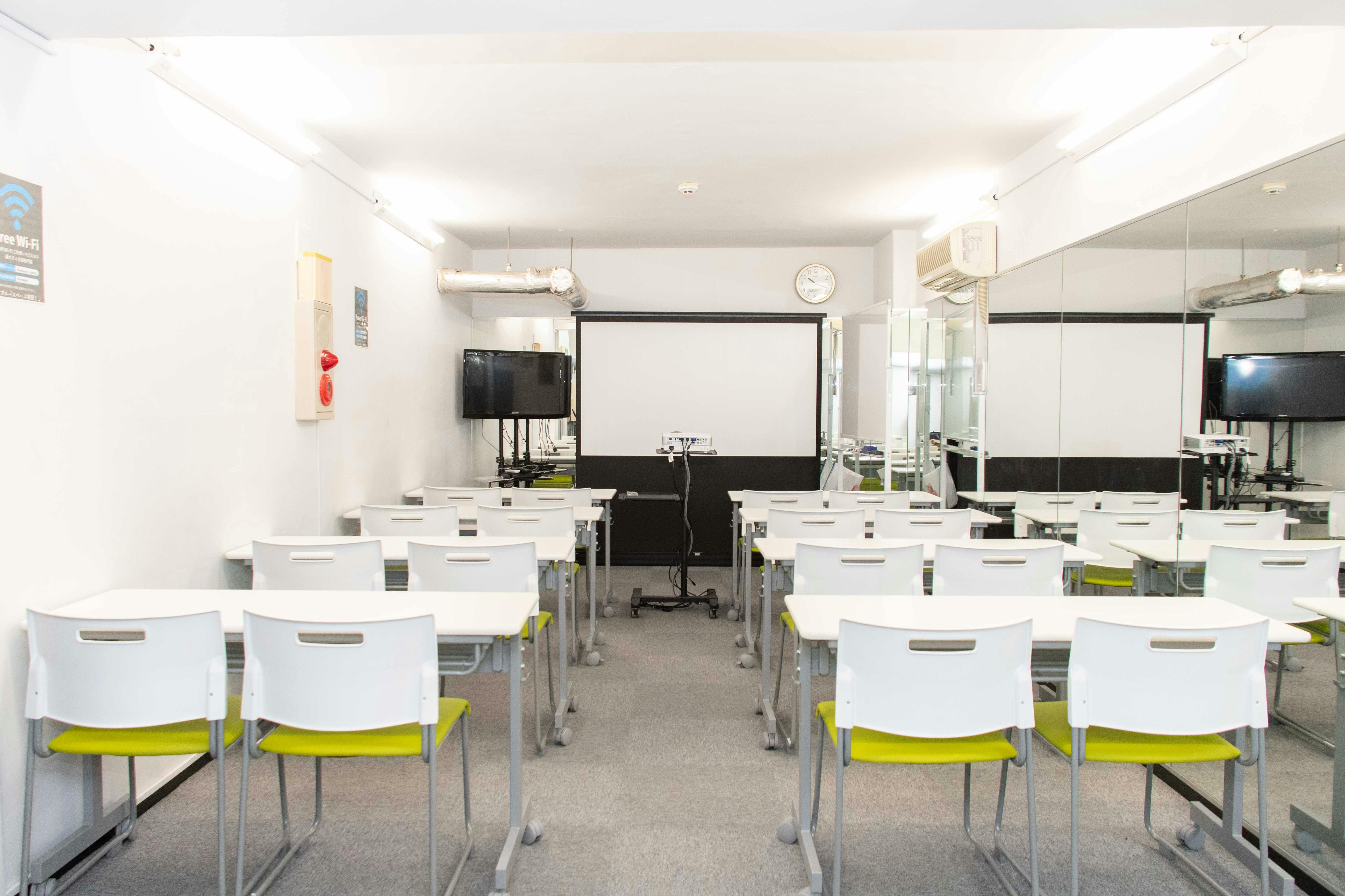 【神田駅1分】東口からすぐ!ワークショップや貸し会議室、コスプレ販売会場としても利用可能なイベントスペース