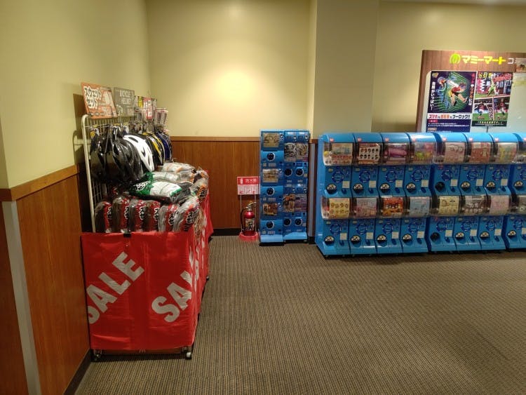 【マミーマート神明町】販促プロモーションに最適な1階エスカレーター横のイベントスペース