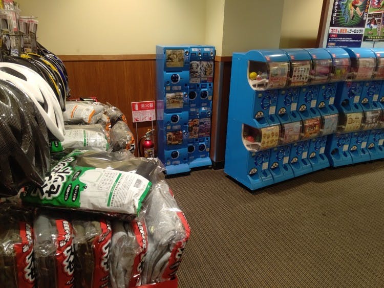 【マミーマート神明町】販促プロモーションに最適な1階エスカレーター横のイベントスペースの画像