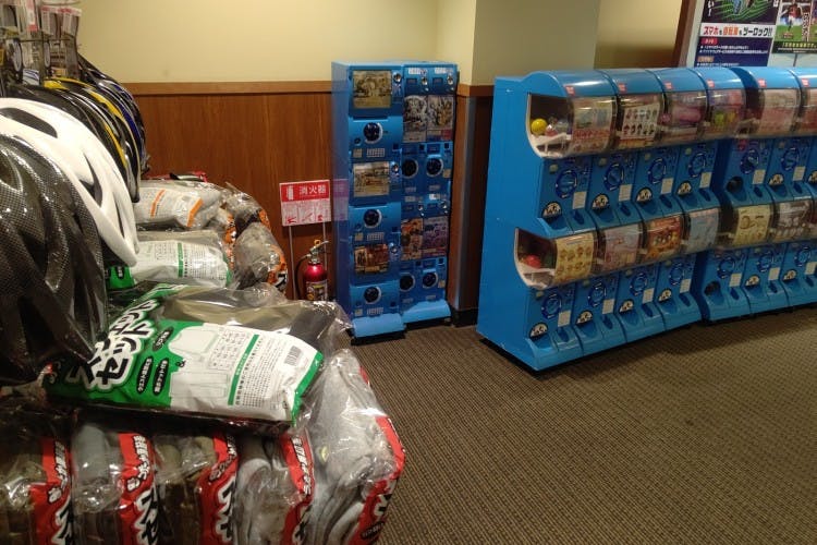 【マミーマート神明町】販促プロモーションに最適な1階エスカレーター横のイベントスペース