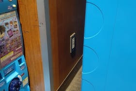 【マミーマート神明町】販促プロモーションに最適な1階エスカレーター横のイベントスペース