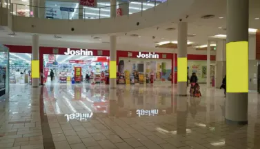 【イオンモール草津】モール内広告 柱巻きの画像
