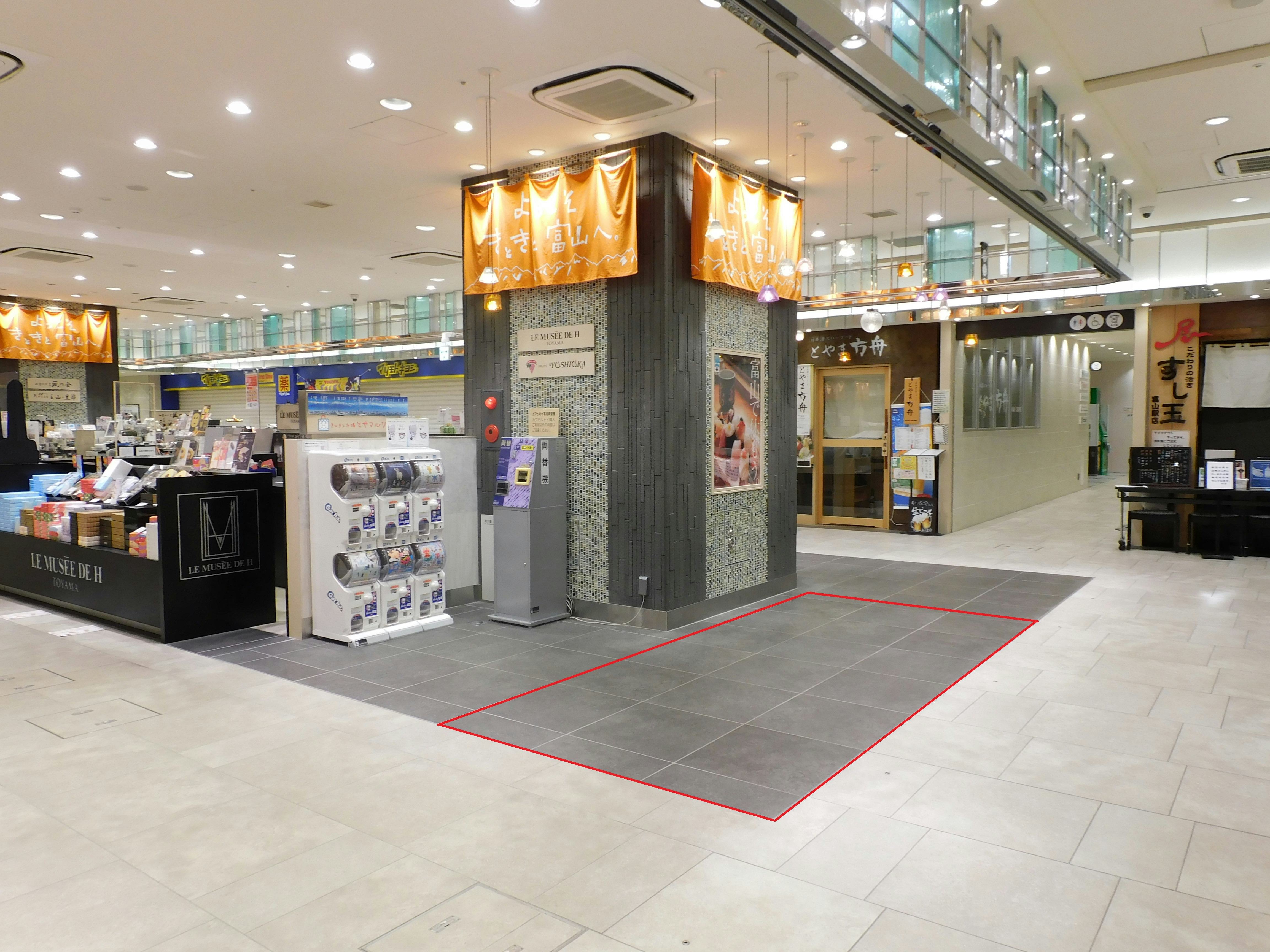 【とやマルシェ】JR富山駅直結のポップアップ利用に適したイベントスペース