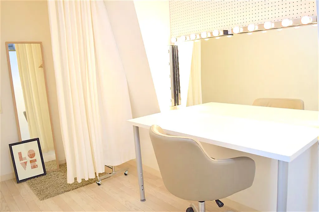 【池尻大橋8分】中目黒からもアクセス可能・目黒川すぐ・フロア独占85㎡・展示会・ポップアップに最適な木の素材が優しい雰囲気を出すスタジオスペース