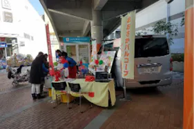 【もりのみやキューズモールBASE】「②1F セントラルスクエア前中央(CS前中央)」屋根下で四方から通行客に視認されやすい食物販やPRプロモーション向けの人気イベントスペース