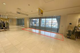 【アミュプラザおおいた】ファッション関係の雑貨や、アパレル商品の物販催事に適したコンパクトなイベントスペース2F POPUPスペース(共用部)