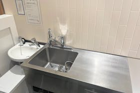 【神戸マルイ】1階カレンダリウムF02【食物販・簡易調理可】イートインスペース目の前、冷蔵ケース・冷蔵ストッカー完備