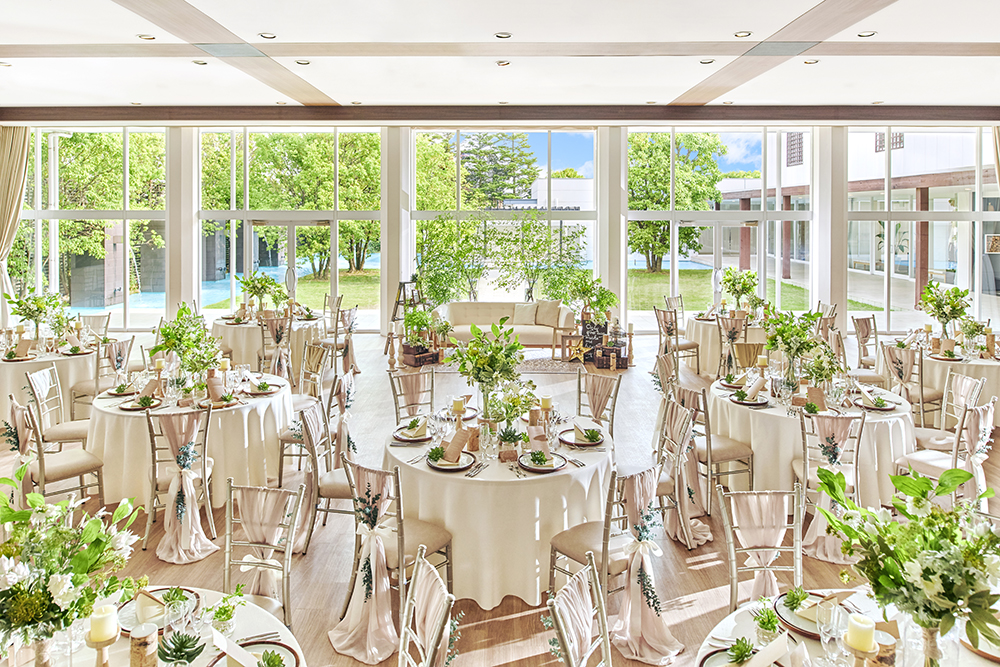 【宇都宮インターパーク】大型展示会や社員総会に活用可能な、美しい緑が広がるイベントスぺース