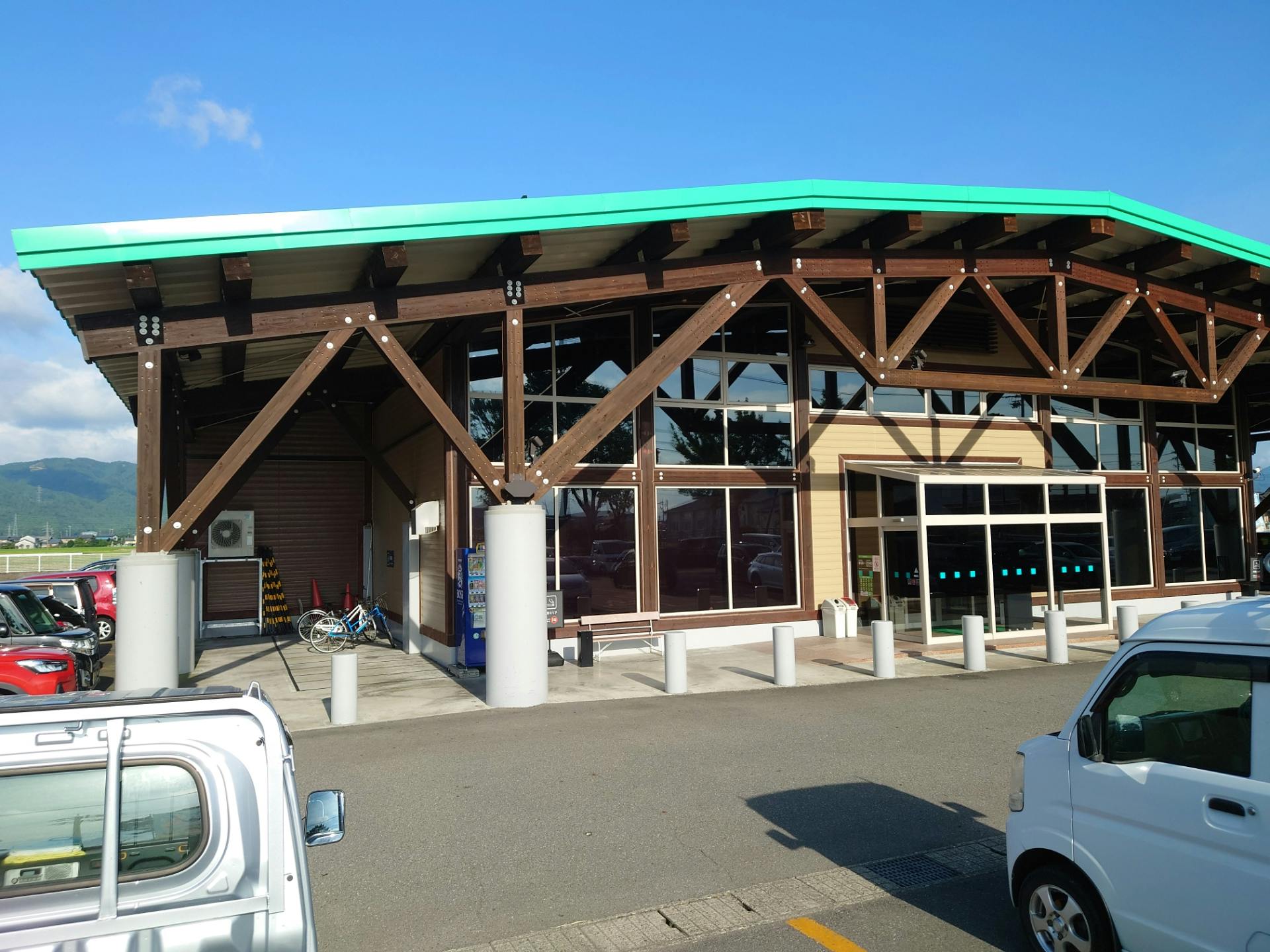 【ダイナム福井丸岡店】物販や各種プロモーションに最適なアミューズメント施設のイベントスペース(出入口横)