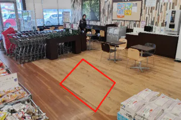 【マックスバリュ西根店】くつろぎスペース前 販促プロモーションに最適なスーパー店内催事イベントスペース