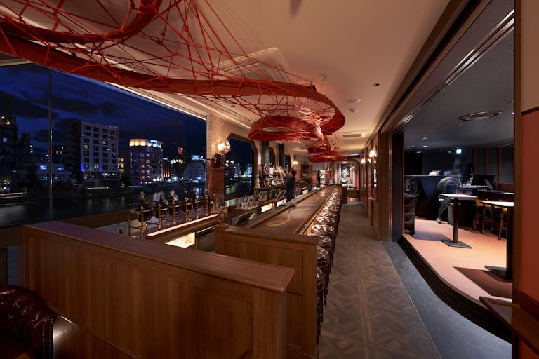 隣接のBAR 010も利用可能。ご相談ください。