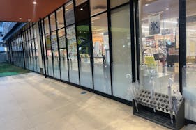 【フレスタ長束北店】プロモーションイベントに利用可能な軒下スペース