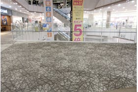 【イオンモール新小松】2F 華広場吹抜け