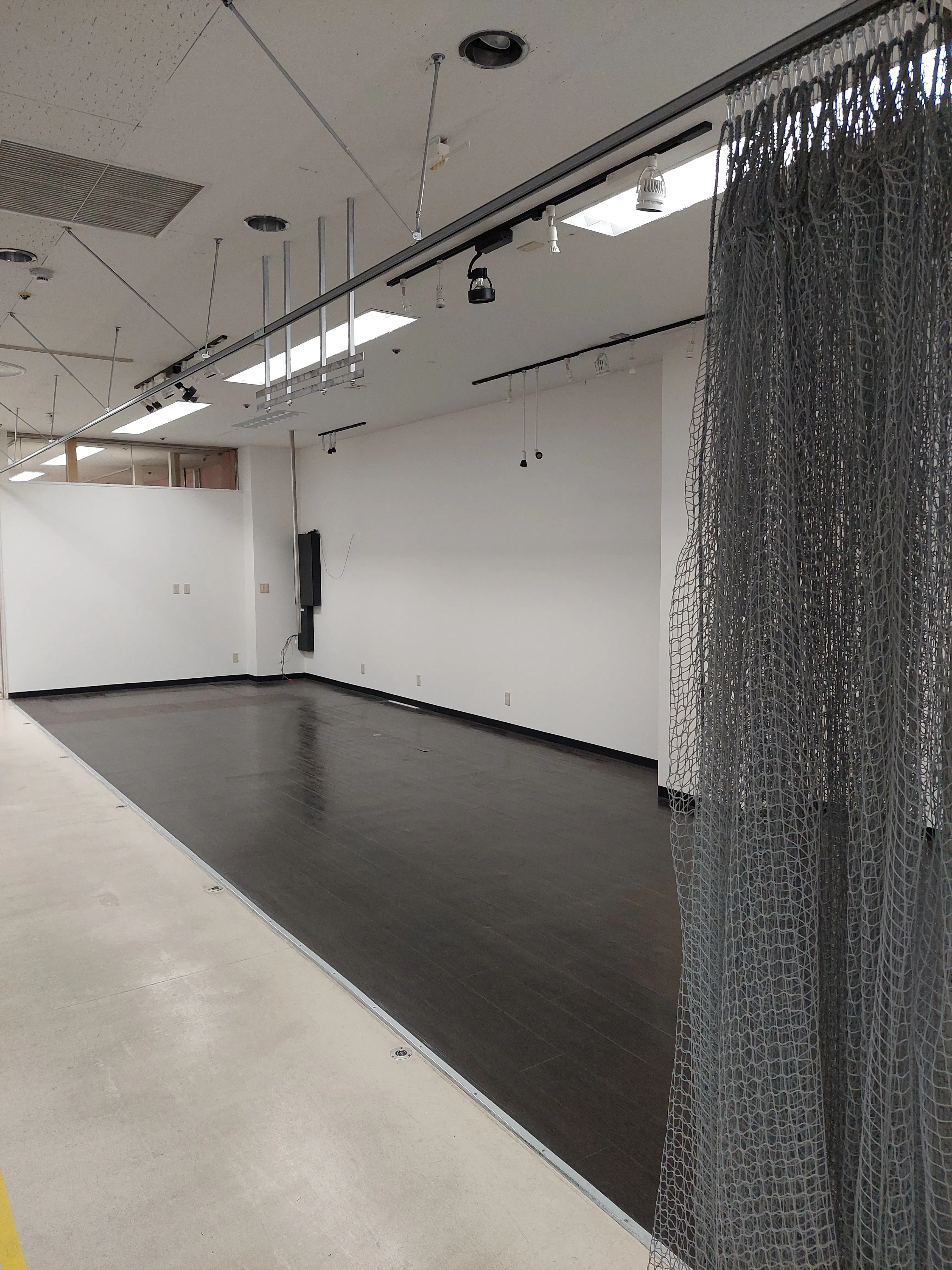 【メガセンタートライアル宇都宮店】【平日限定】物販/食物販トライアル★キャンペーン実施中！販促プロモーションやポップアップストアに適した視認性の高い1階レジアウト付近のイベントスペース(全面貸し)【買取催事不可】