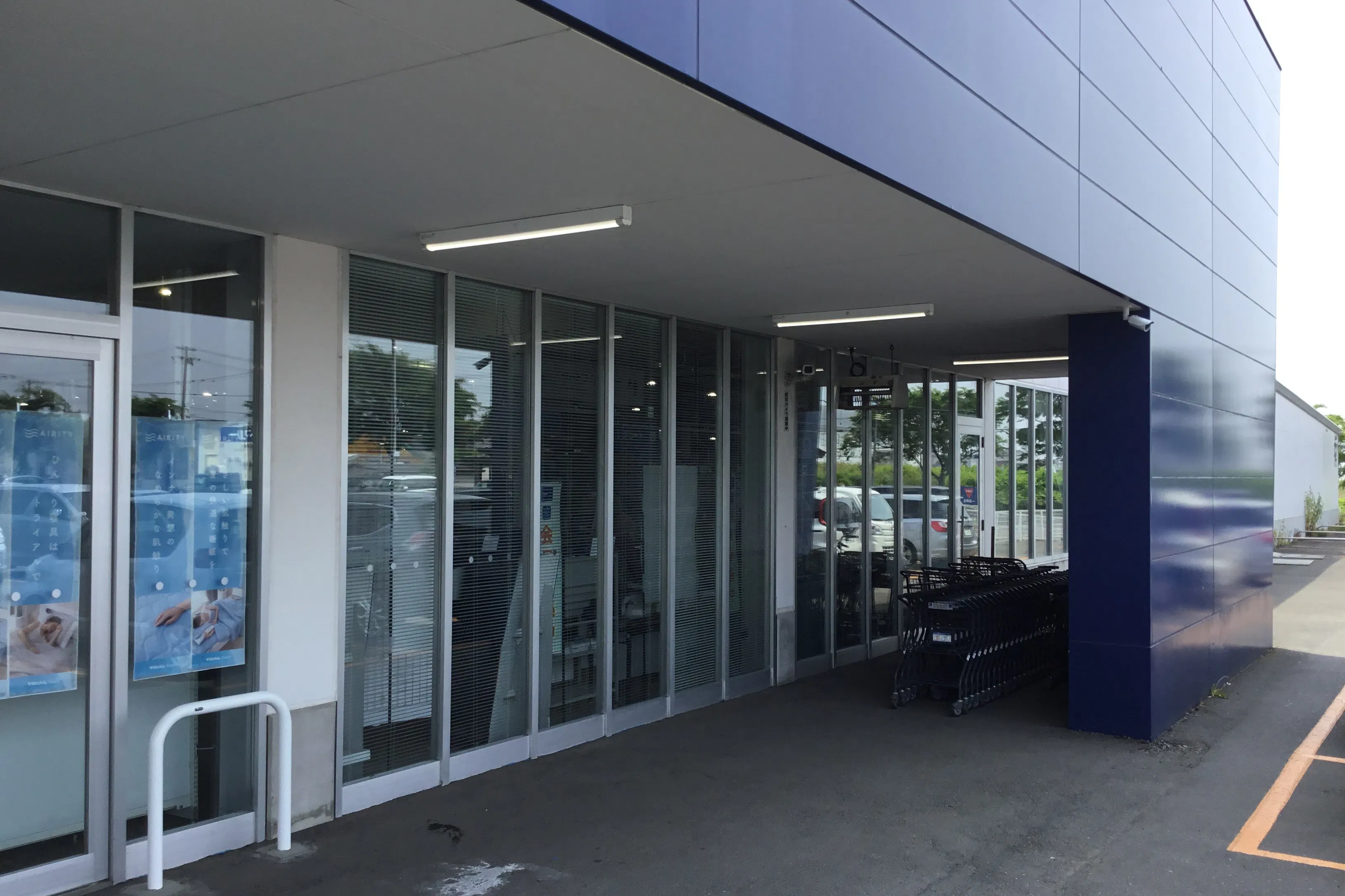 【スーパーセンタートライアル益浦店】キッチンカー(調理営業)出店限定/屋外スペース