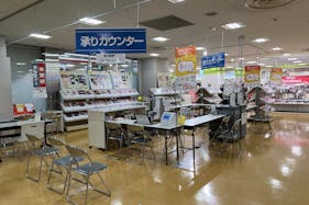 【西友 清瀬店】3Fレジ横ギフト売場 プロモーション用途や物販、食物販のポップアップストアに最適なスーパー店内催事イベントスペース