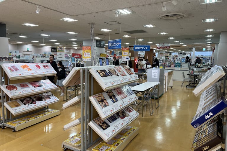 【西友 清瀬店】3Fレジ横ギフト売場 プロモーション用途や物販、食物販のポップアップストアに最適なスーパー店内催事イベントスペースの画像6
