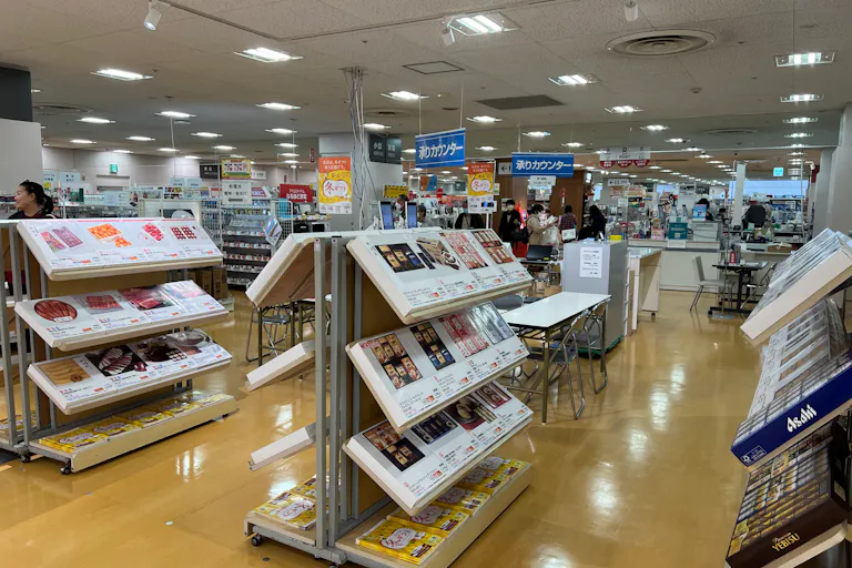 【西友 清瀬店】3Fレジ横ギフト売場 プロモーション用途や物販、食物販のポップアップストアに最適なスーパー店内催事イベントスペース ※2026/6/1(月)~8/16(日)期間:3F下りエスカレーター脇の画像7