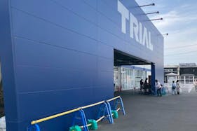 【スーパーセンタートライアル名古屋茶屋店】キッチンカー(調理営業)出店限定/屋外 Ⓐキッチンカースペース【入口正面左側】