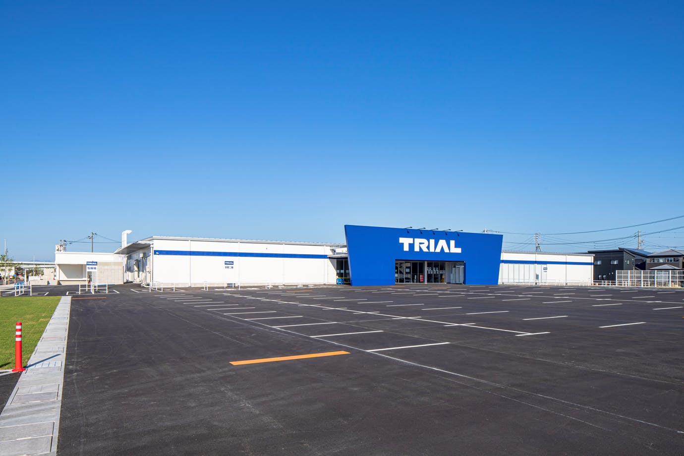 【スーパーセンタートライアル名古屋茶屋店】キッチンカー(調理営業)出店限定/屋外 Ⓐキッチンカースペース【入口正面左側】