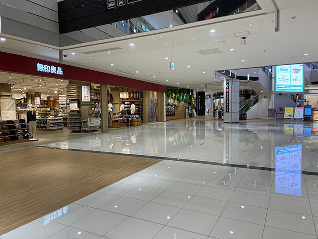 【イオンモール川口】1F センターコート横