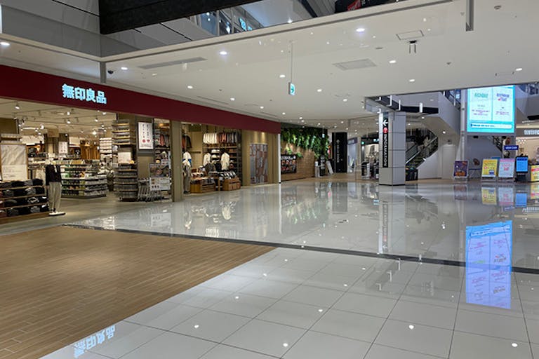 【イオンモール川口】1F センターコート横の画像1