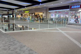 【イオンモール福津】3階 センターブリッジ(アスビー前)