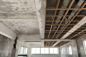 【鷹野橋駅7分】展示会やクローズドイベントに適したコンクリート造りのイベントスペース