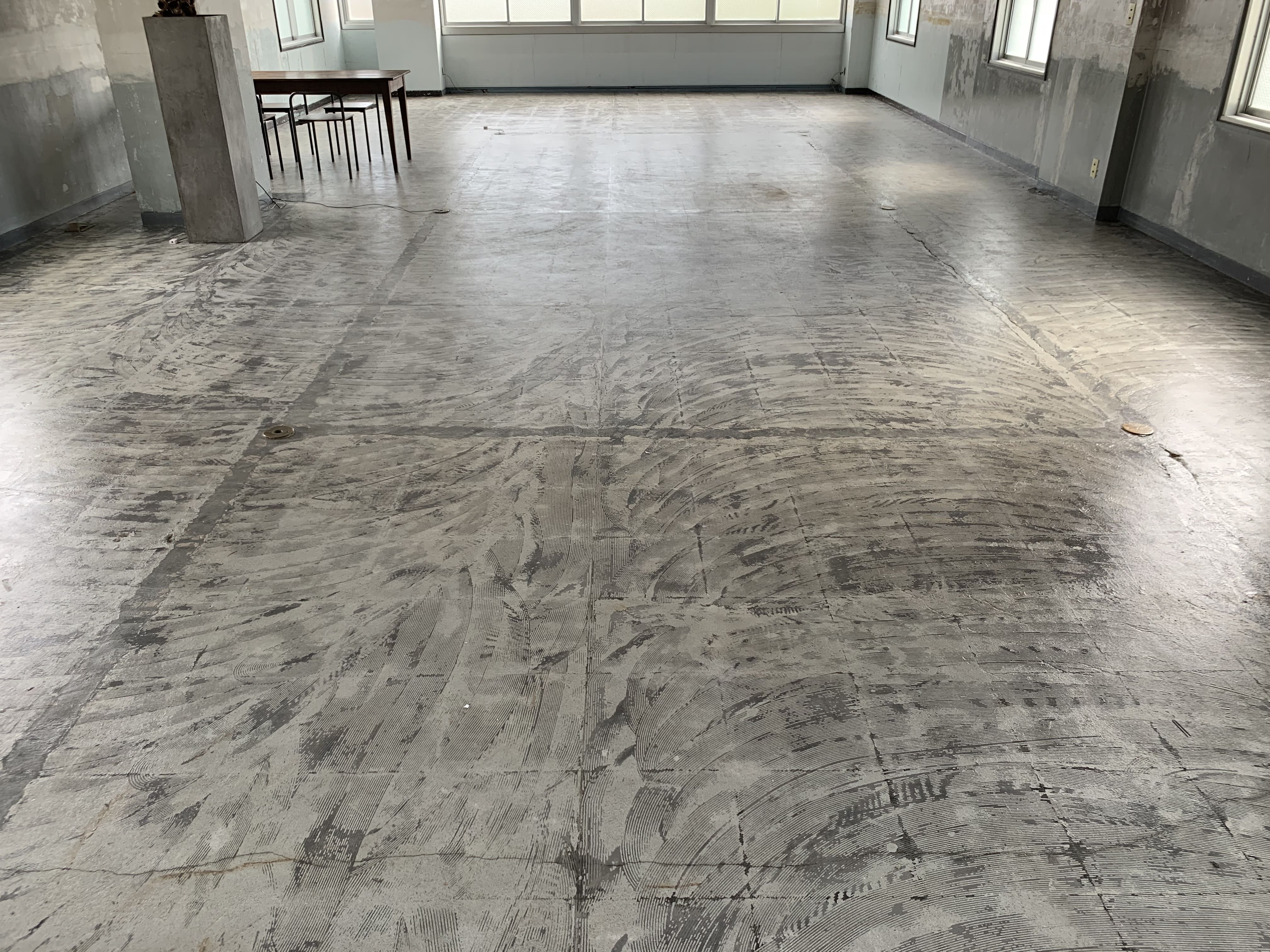 【鷹野橋駅7分】展示会やクローズドイベントに適したコンクリート造りのイベントスペース