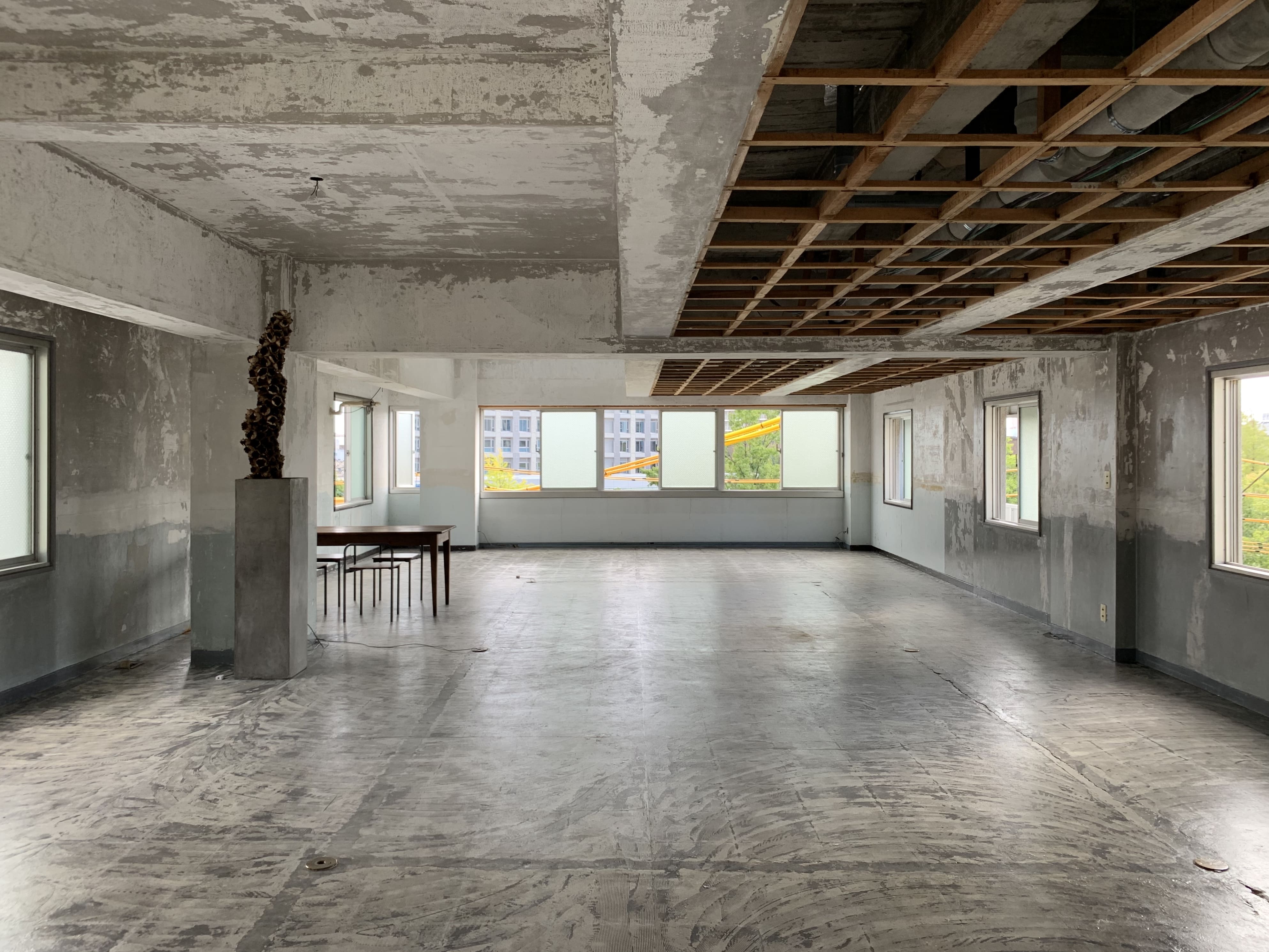 【鷹野橋駅7分】展示会やクローズドイベントに適したコンクリート造りのイベントスペース