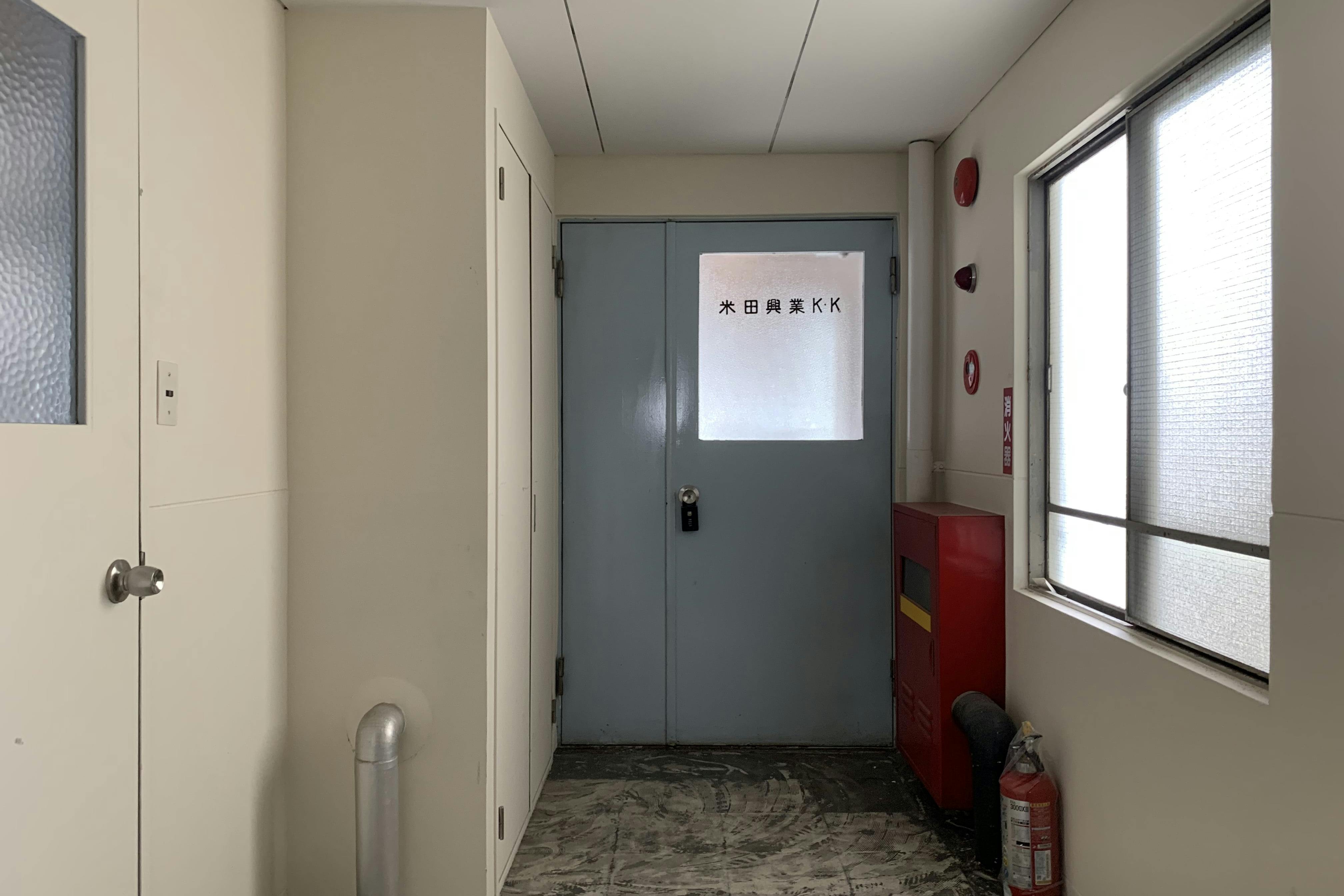 【鷹野橋駅7分】展示会やクローズドイベントに適したコンクリート造りのイベントスペース