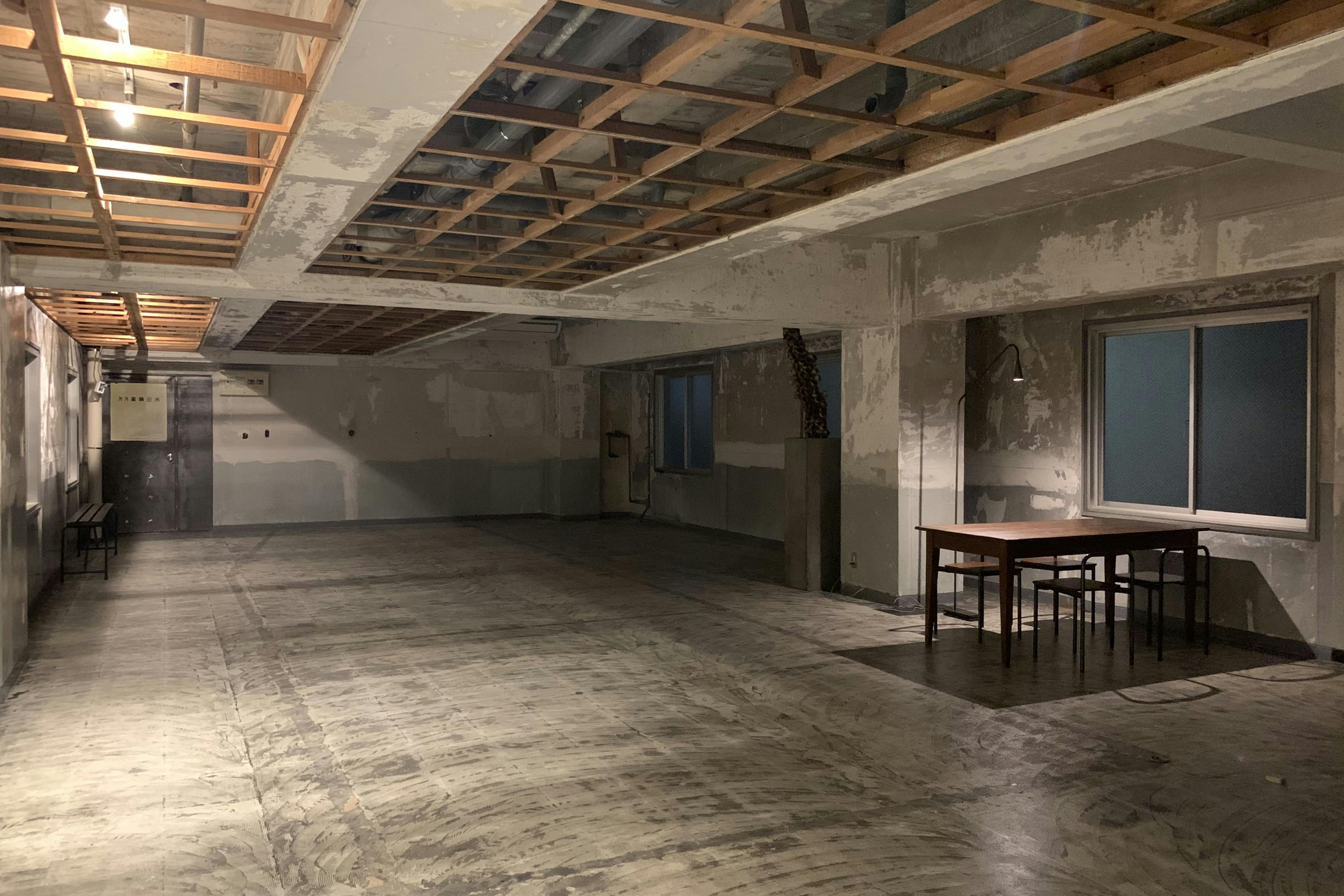 【鷹野橋駅7分】展示会やクローズドイベントに適したコンクリート造りのイベントスペース