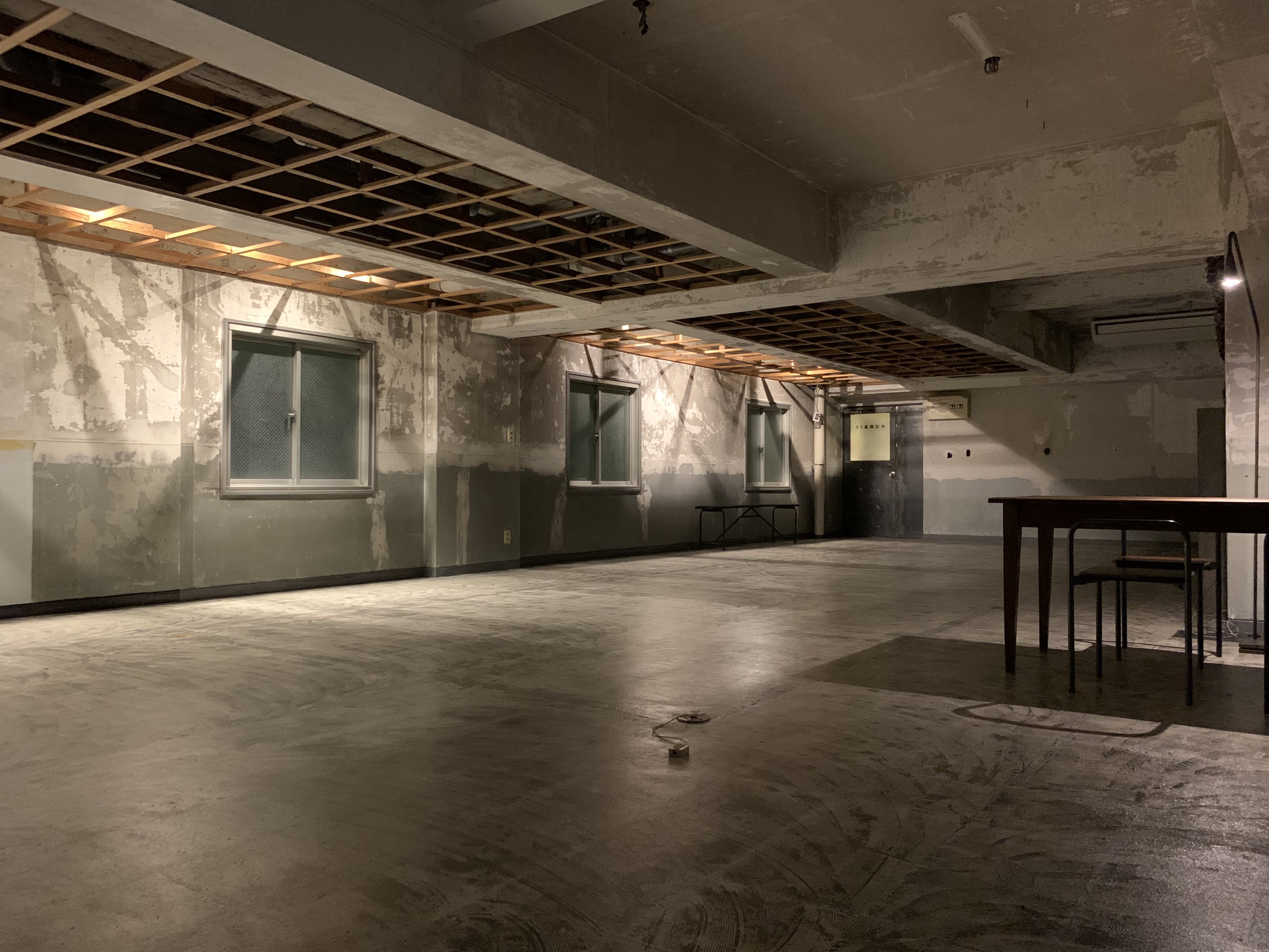 【鷹野橋駅7分】展示会やクローズドイベントに適したコンクリート造りのイベントスペース