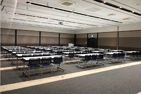 【イオンモール神戸南】イオンホールB(モニター側)