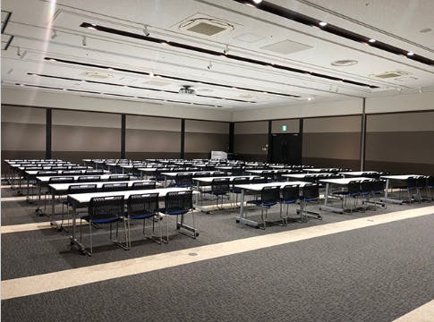 【イオンモール神戸南】イオンホールB(モニター側)