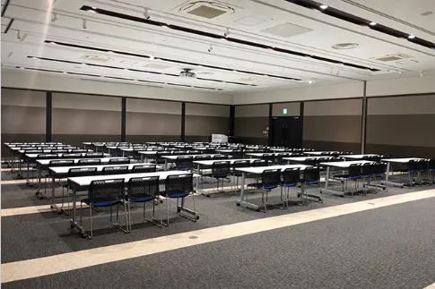 【イオンモール神戸南】イオンホールB(モニター側)