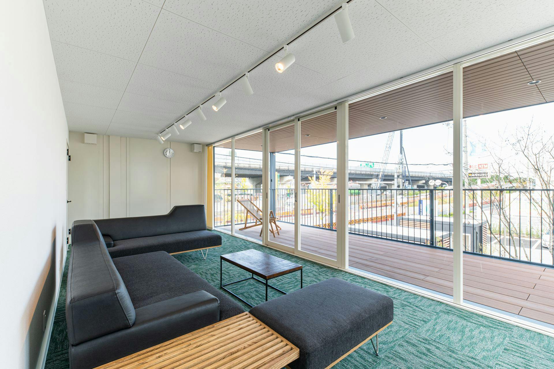 【大阪府東大阪市】自主企画マルシェやワークショップに最適なお手頃価格のレンタルスペース「Living1」／敷地全体の貸切イベント開催も可能！