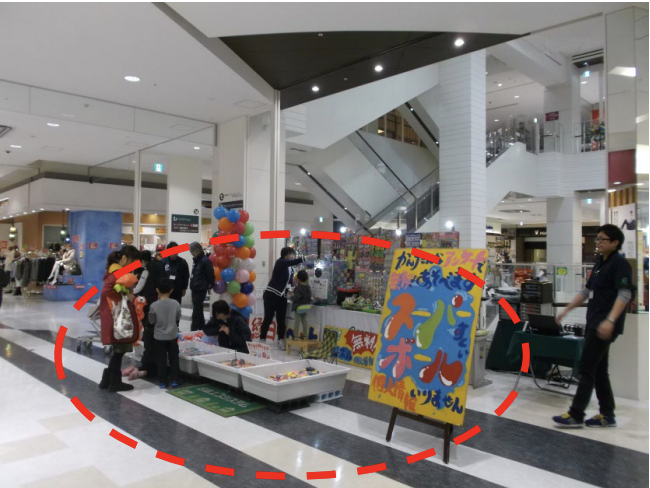 【イオンモール新瑞橋】2Fセントラルコート吹抜けC(南側）