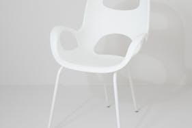 【北参道駅10分】展示会やポップアップストアに最適なシンプルな白の空間と光を取り込める全面ガラスが特徴的なスタジオ