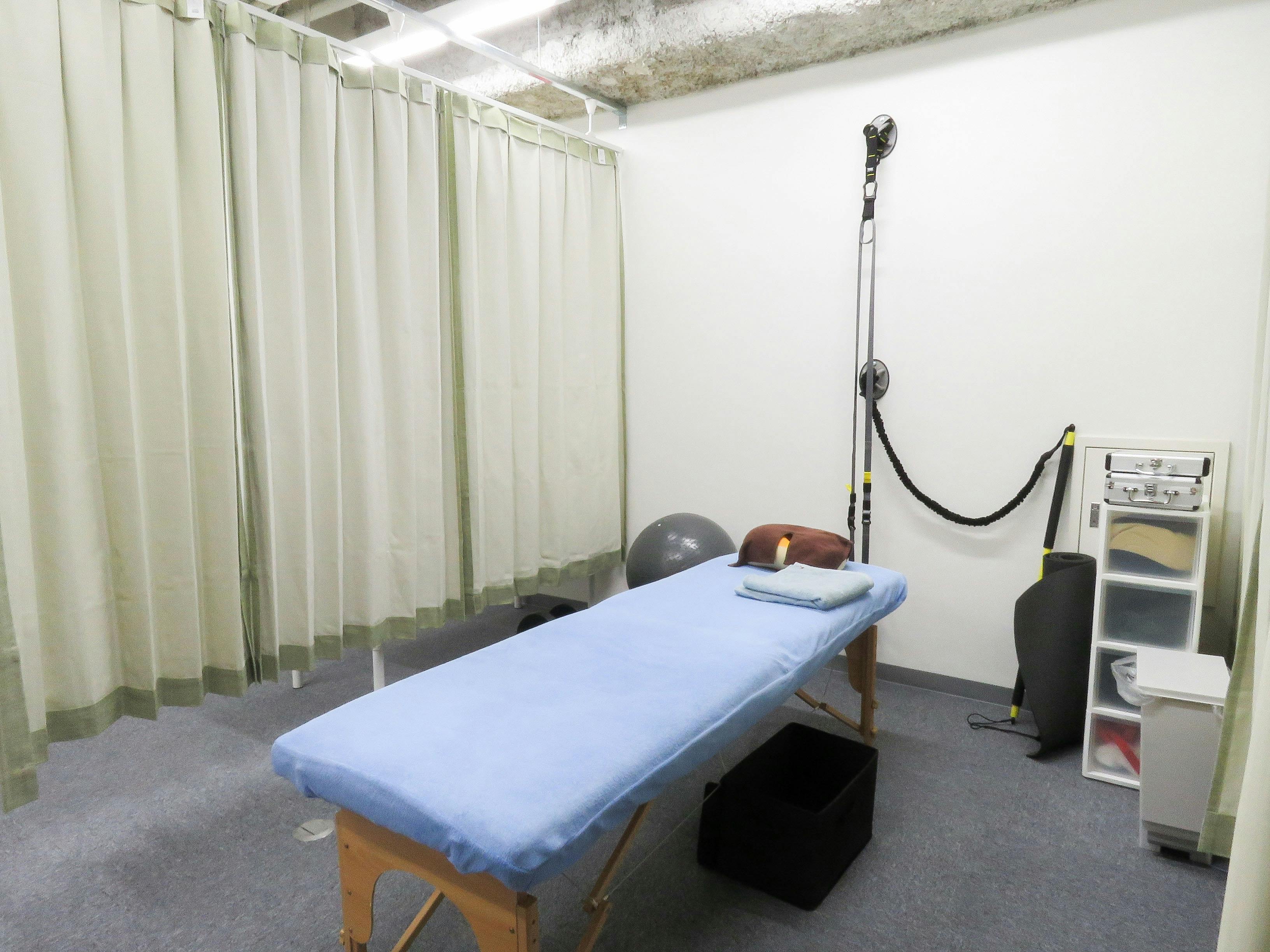 【目黒駅7分/サロン②】リラクゼーション、マッサージ等の短期出店やワークショップに最適な路面セレクトショップに併設されたサロンスペース