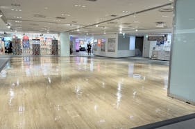 【東急プラザ蒲田】「7Fイベントスペース」視認性抜群で、物販からPRプロモーション・展示会・相談会まで利用可能な広々としたイベントスペース