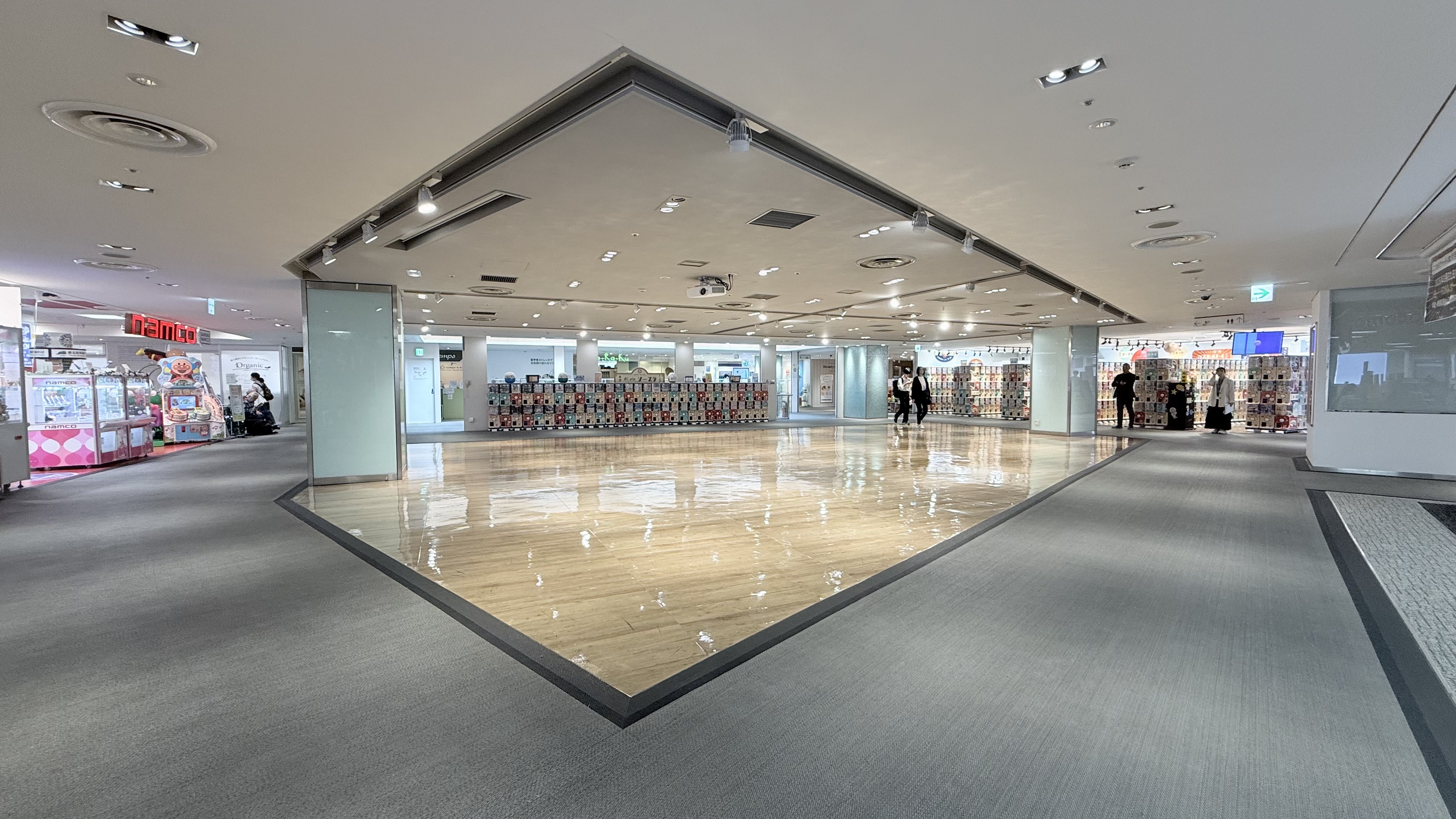 【東急プラザ蒲田】「7Fイベントスペース」視認性抜群で、物販からPRプロモーション・展示会・相談会まで利用可能な広々としたイベントスペース