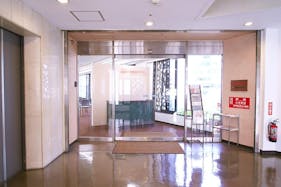 【銀座駅2分/Bホール】個展やグループ展等のアートギャラリー用途、招待制のアパレル展示販売会等に最適なイベントスペース