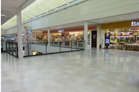 【イオンモール川口前川】アスビー前ブリッジ