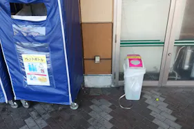 【スピナマート中井店】住宅側 販促プロモーションや物販に最適なスーパー屋外催事イベントスペース
